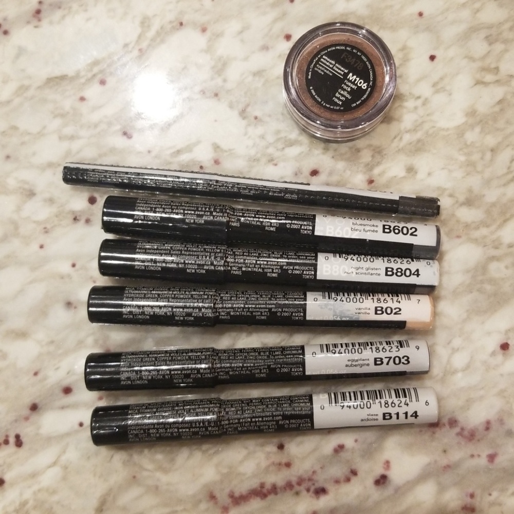 Avon makeup bundle